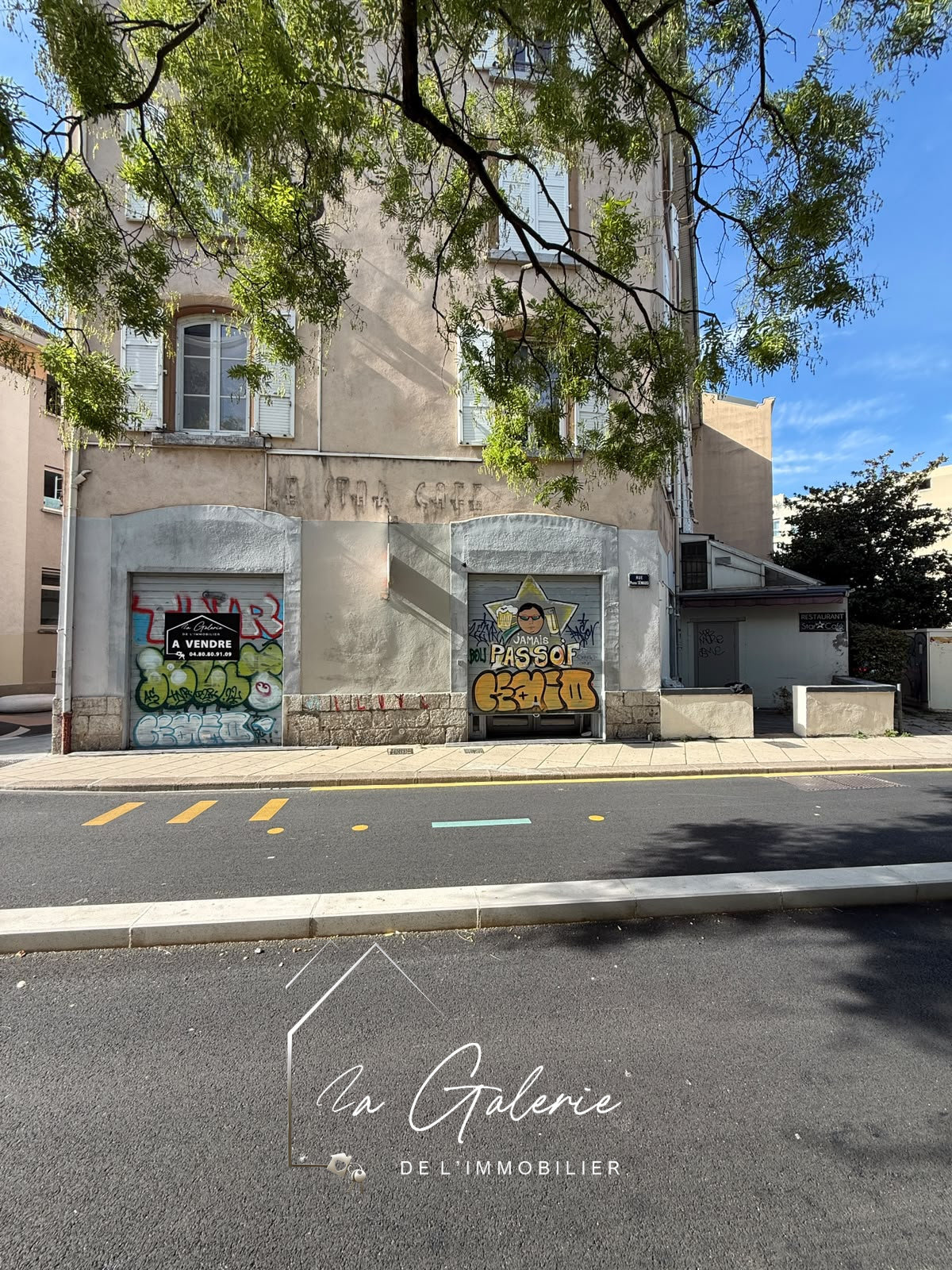 Local commercial à vendre à Grenoble, 140,01 m² – photo 1 sur 8