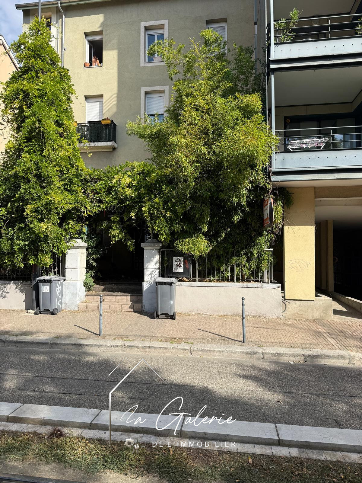 Local commercial à vendre à Grenoble, 94,38 m² – photo 1 sur 8