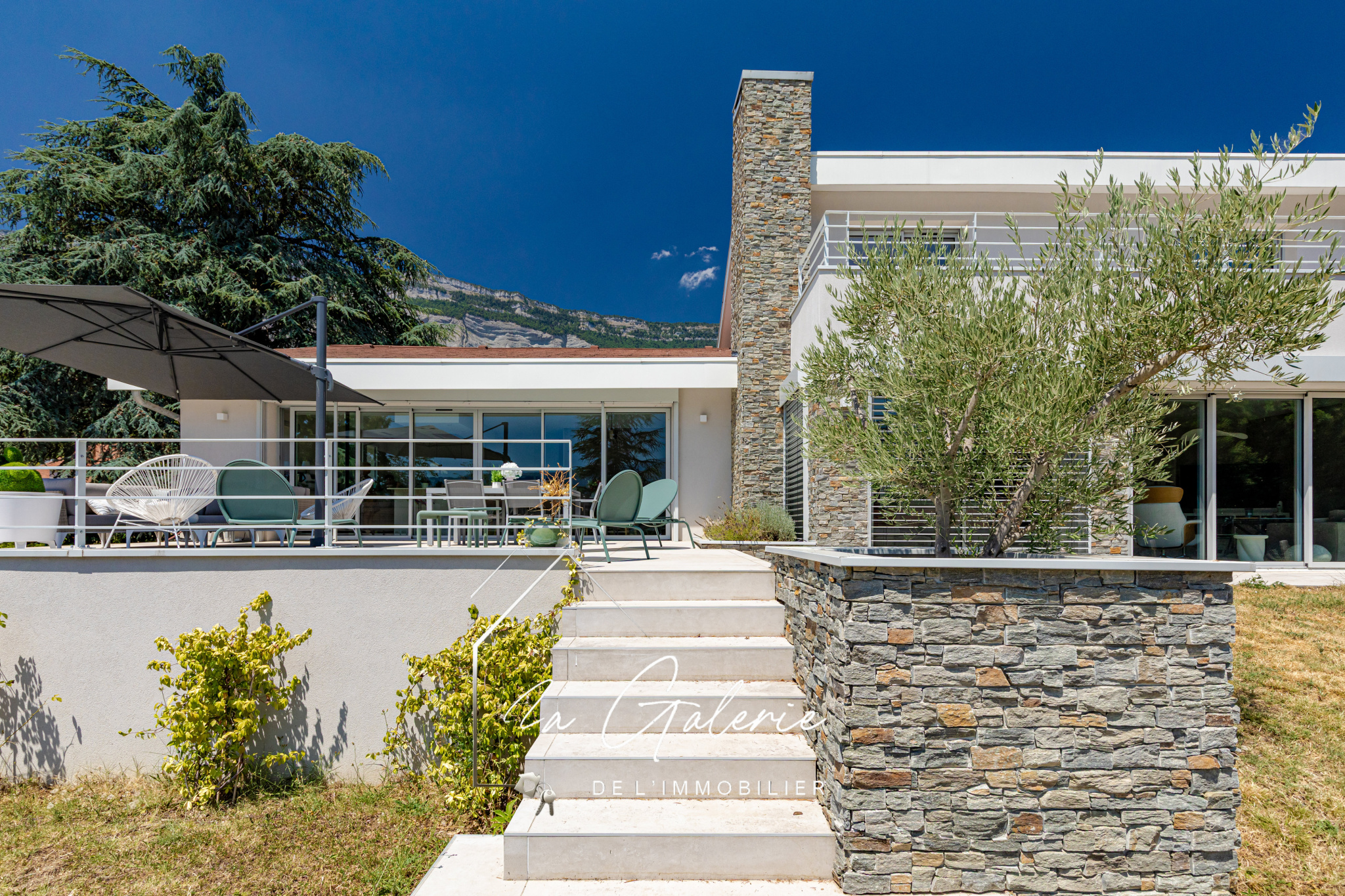 Maison à vendre à Montbonnot st martin, 304 m², 8 pièces – photo 2 sur 16